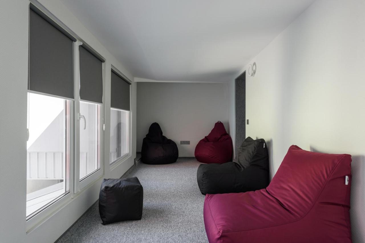 Apart Hotel Fusion Chernivtsi Exterior foto