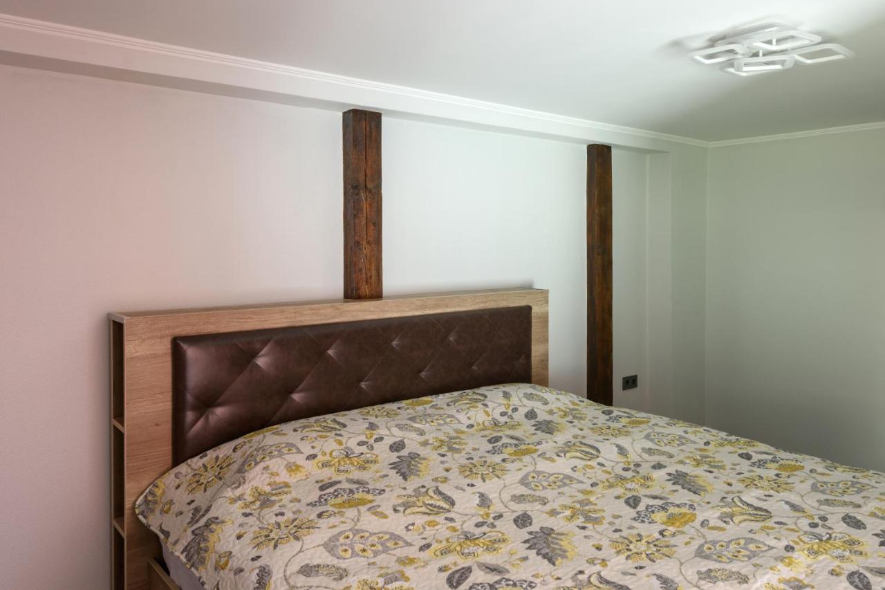 Apart Hotel Fusion Chernivtsi Exterior foto